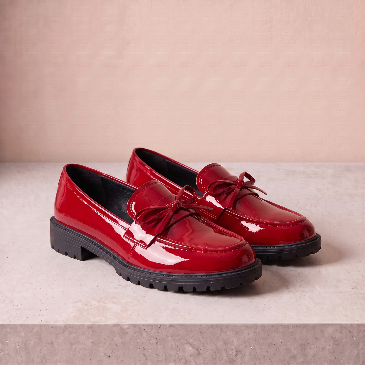 Dames Lakloafers met Strikdetail en Plateauzool
