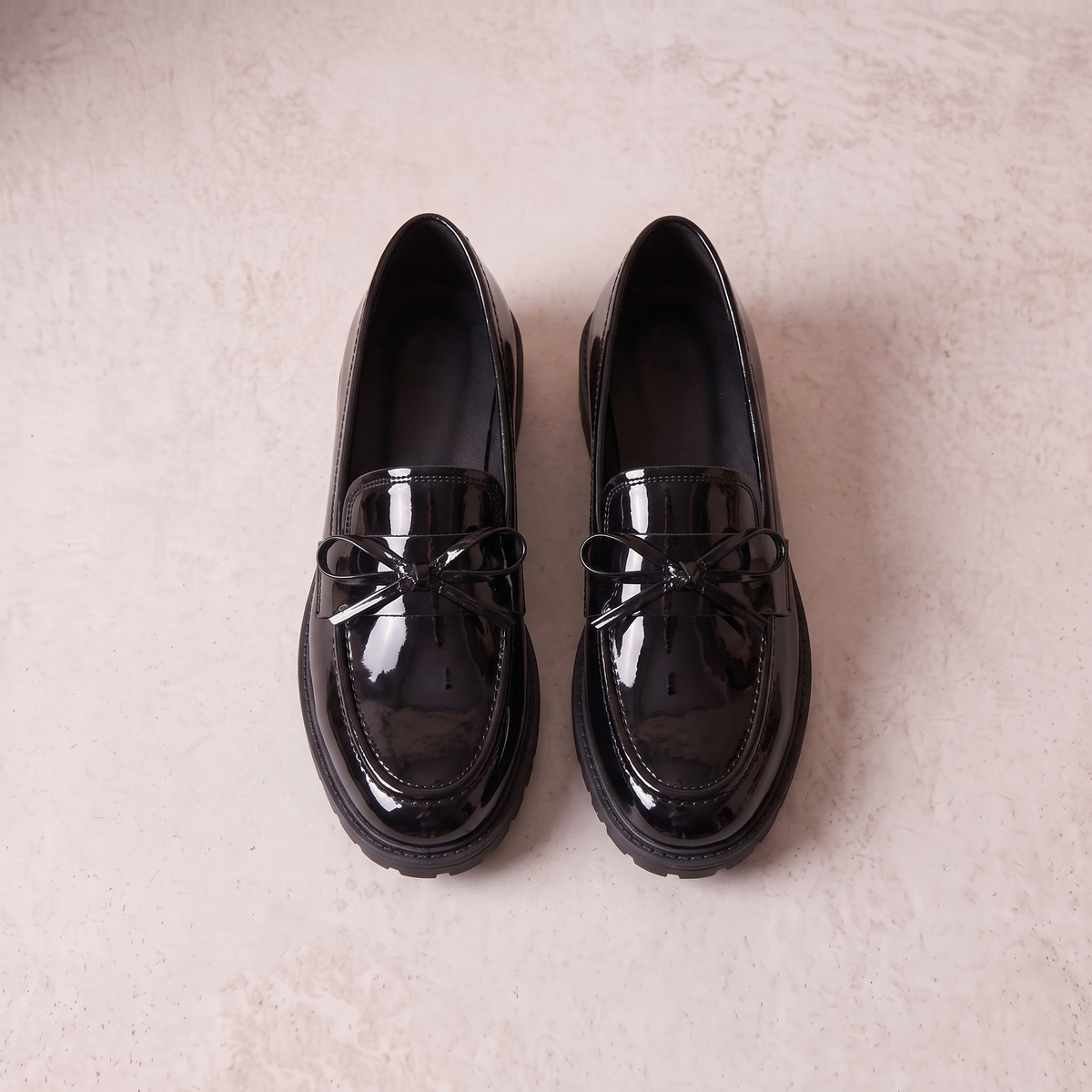 Dames Lakloafers met Strikdetail en Plateauzool